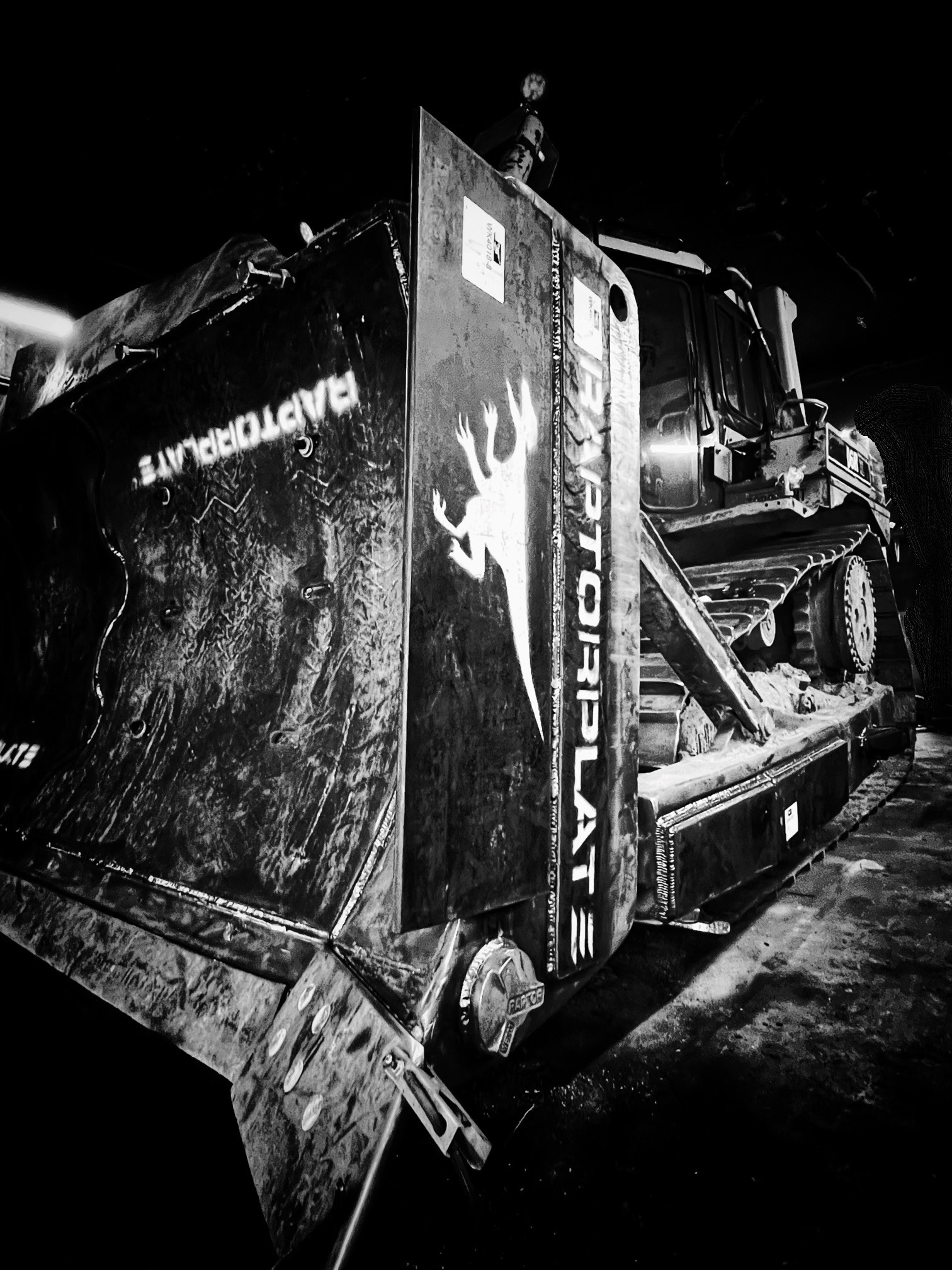 <p>Raptor - Armour/Safety Package - D6R Dozer</p>