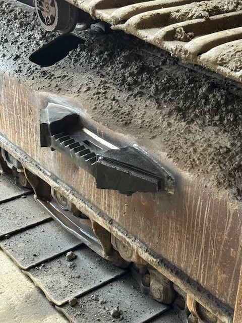 <p>Step It Up!! - Raptor Safety Steps</p>