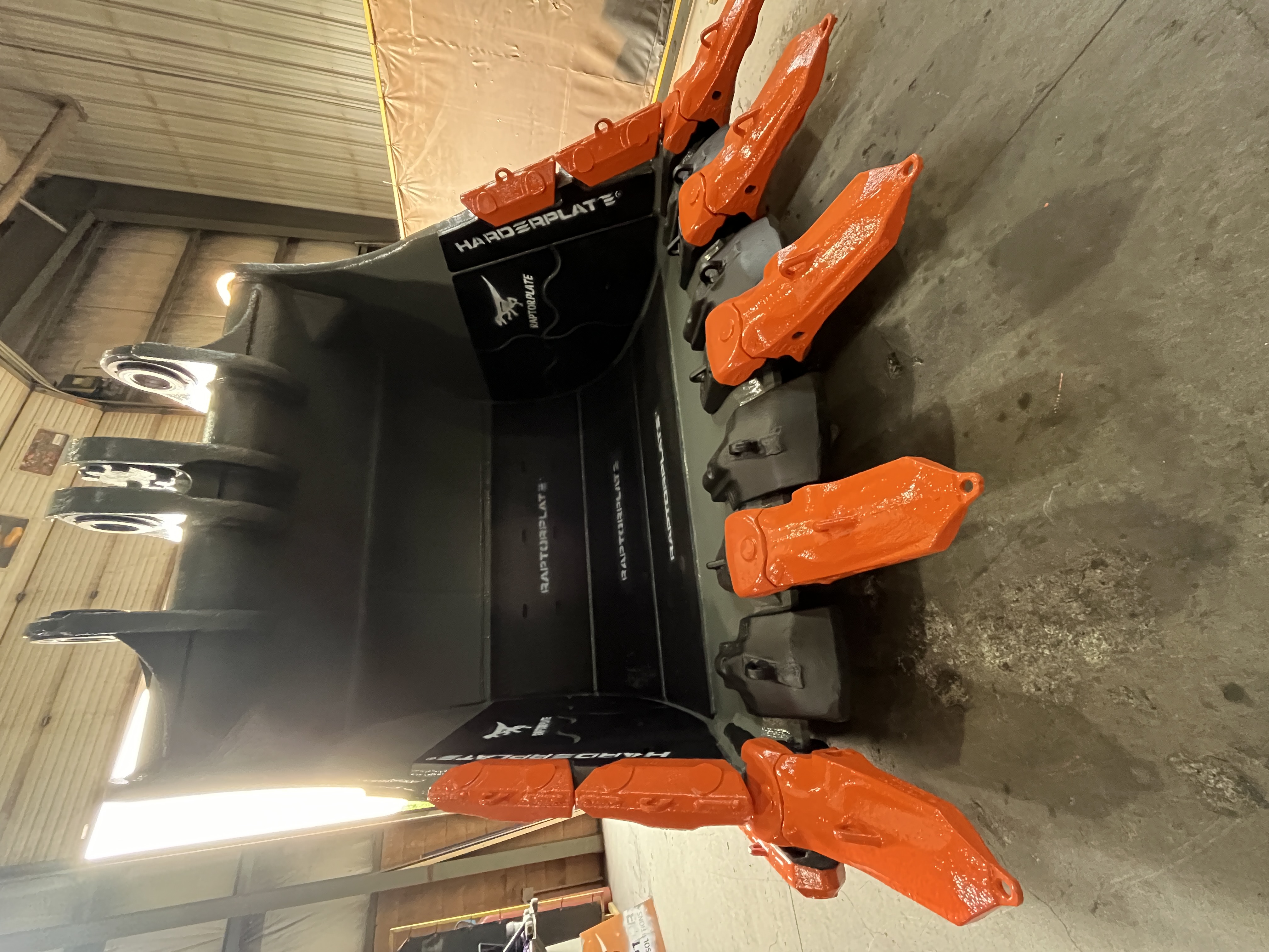 <p>Komatsu PC 2000 Bucket Rebuild Project</p>