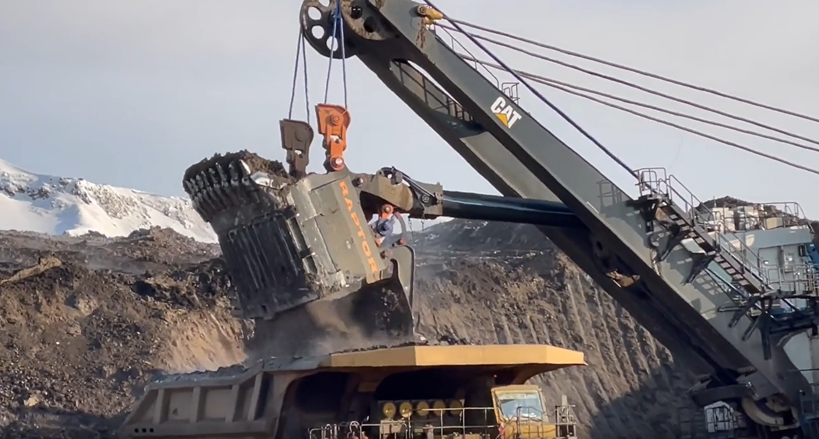 <p>JURASSIC sized earth movers!</p>