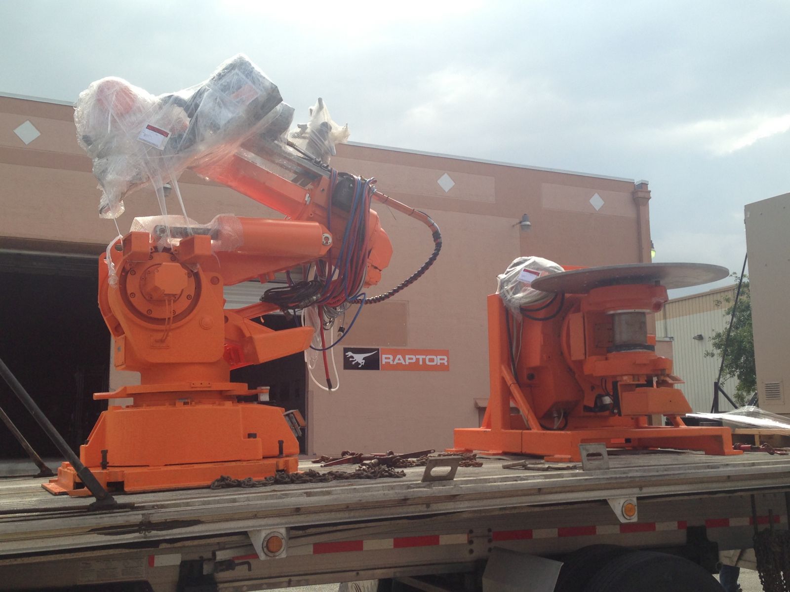 <p>New Robotic Overlay arrival to CISC Miami</p>